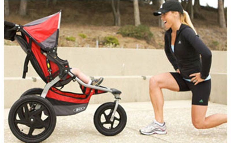 Stroller lunges for moms