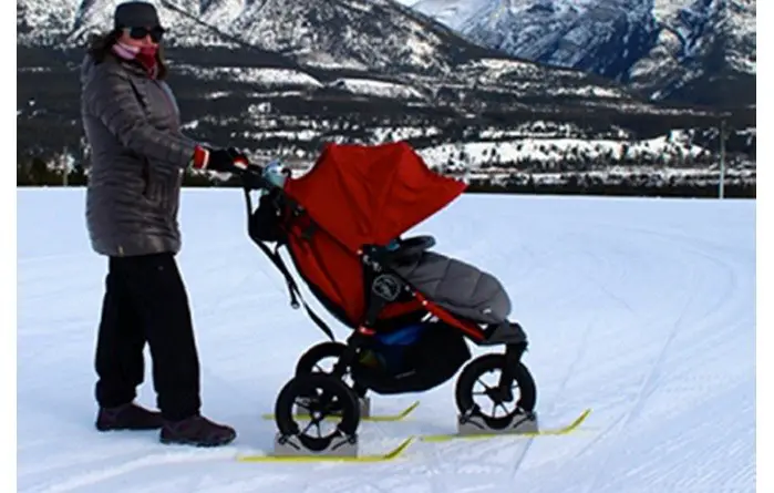 Stroller skiing attachments 